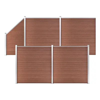 vidaXL 4 négyszögletes és 1 ferde barna WPC kerítéselem 792 x 186 cm
