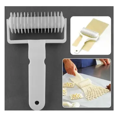 3 PCS Large Leather Cutter Plastic Netting Knife Roller Knife, Hob Cookie / Pizza Pie Crust Spec