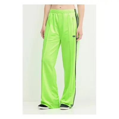 adidas Originals melegítőnadrág Firebird zöld, nyomott mintás, JW1228