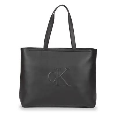 Calvin Klein Jeans SCULPTED SLIM TOTE34 DEBOSS Bevásárló szatyrok / Bevásárló táskák Fekete