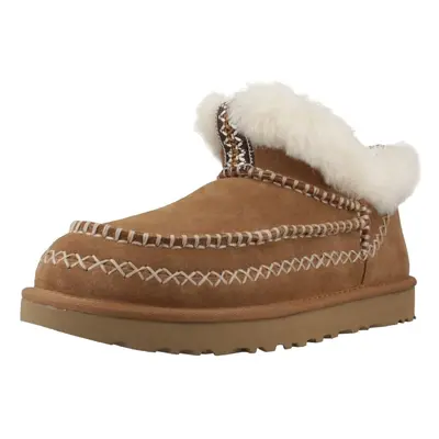 UGG W CLASSIC ULTRA MINI ALPINE Csizmák Barna